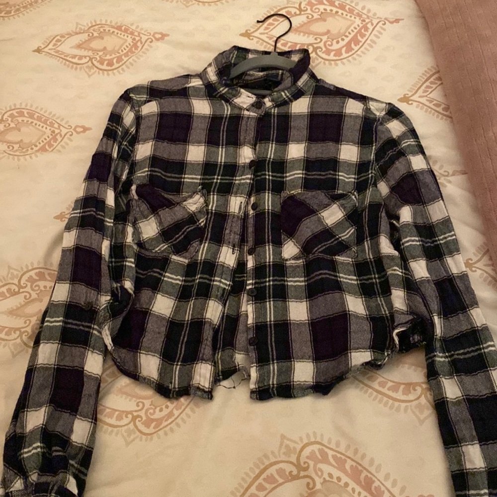 Plaid Crop Top with Roll up sleeves, L (but can fit medium)